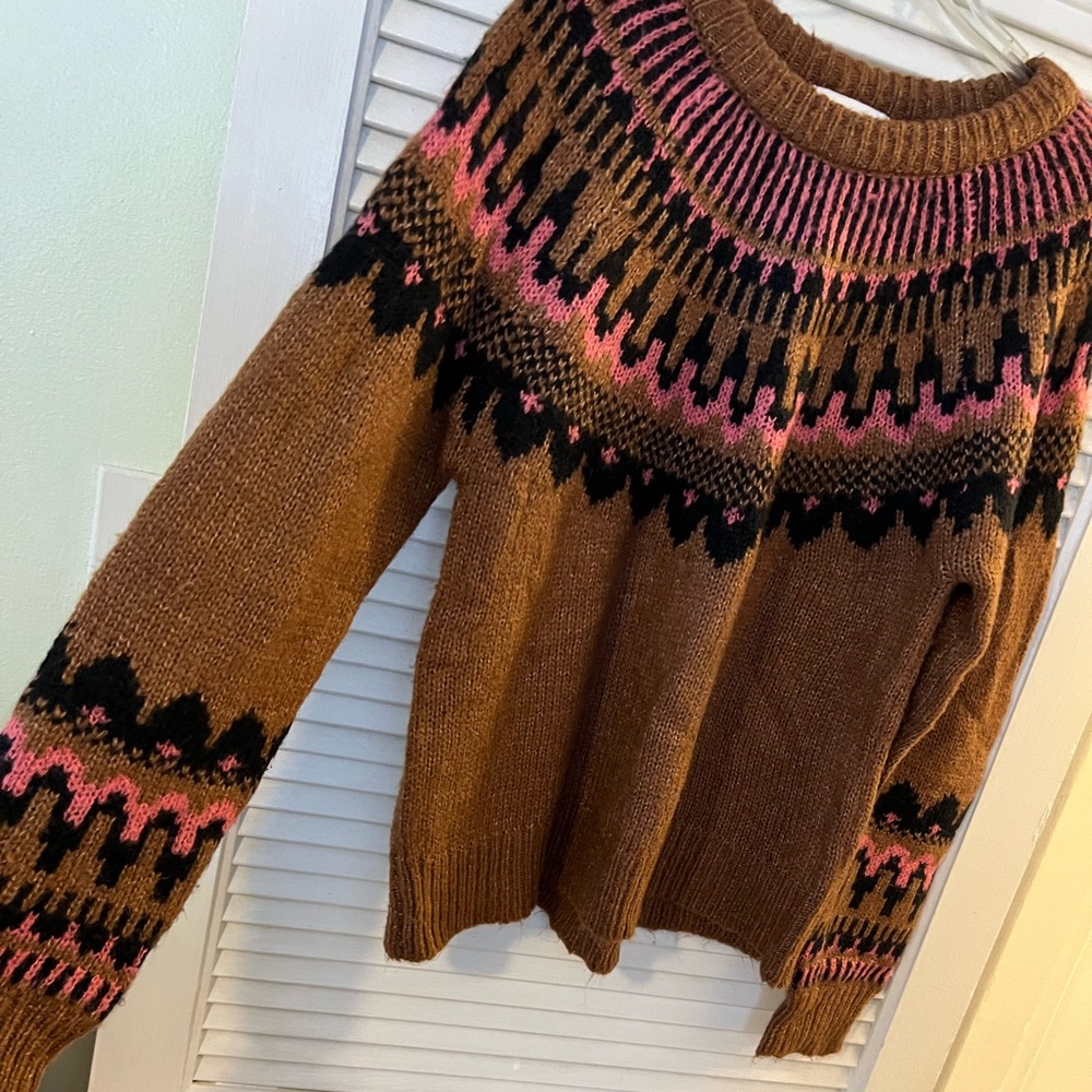 Soft, snuggly fair isle sweater. Knox Rose, size XL. Never worn